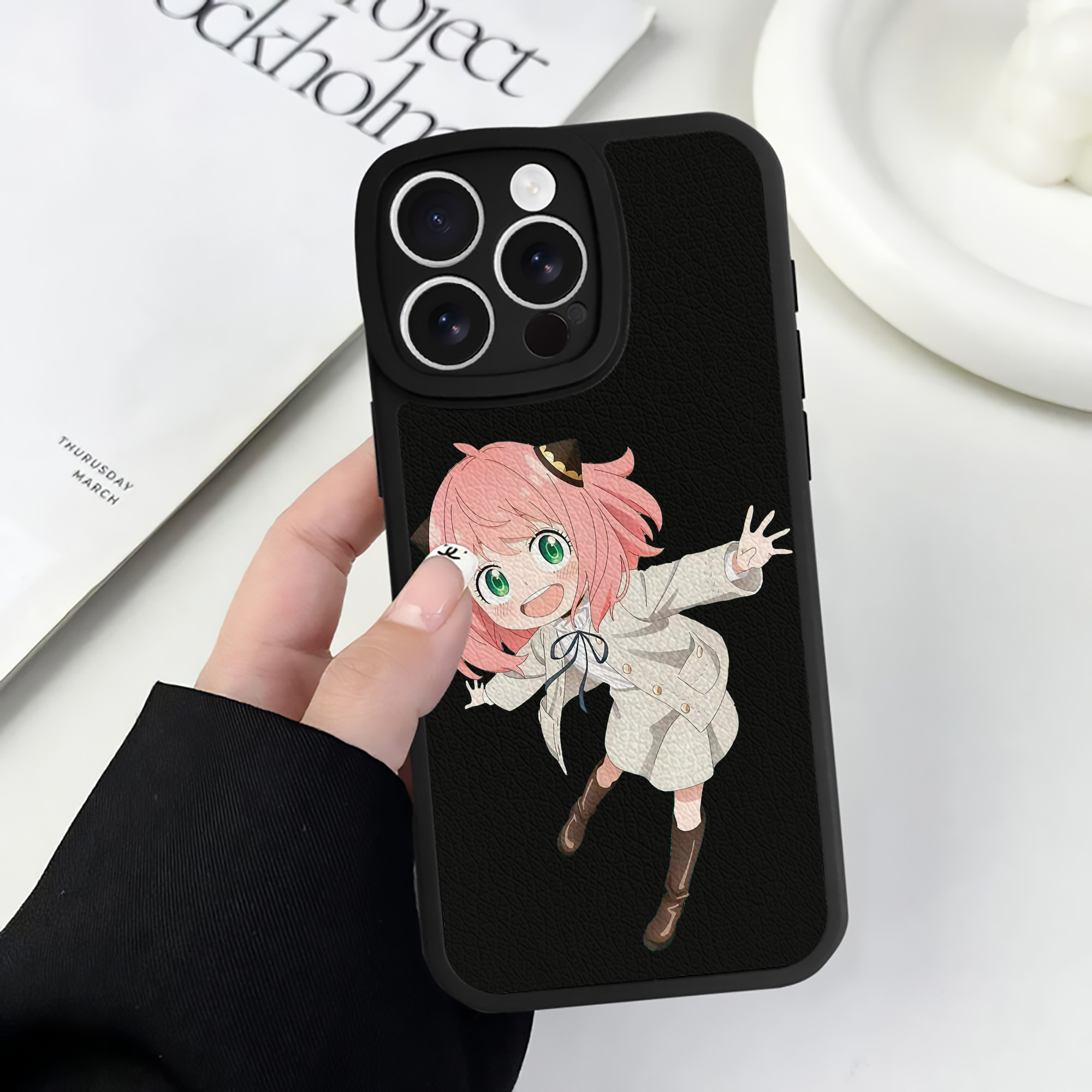 （画像用） SPY×FAMILY间谍家家酒 【iPhone 16シリーズ対応】シリコンスマホケース（レザー調） 材質：シリコン
